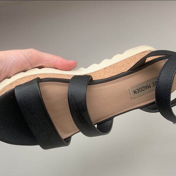 Steve Madden Platform Sandals - Picture 2 of 2